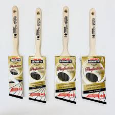 Bennett Perfection Firm Blend 100% Solid Tapered Polyester Brush