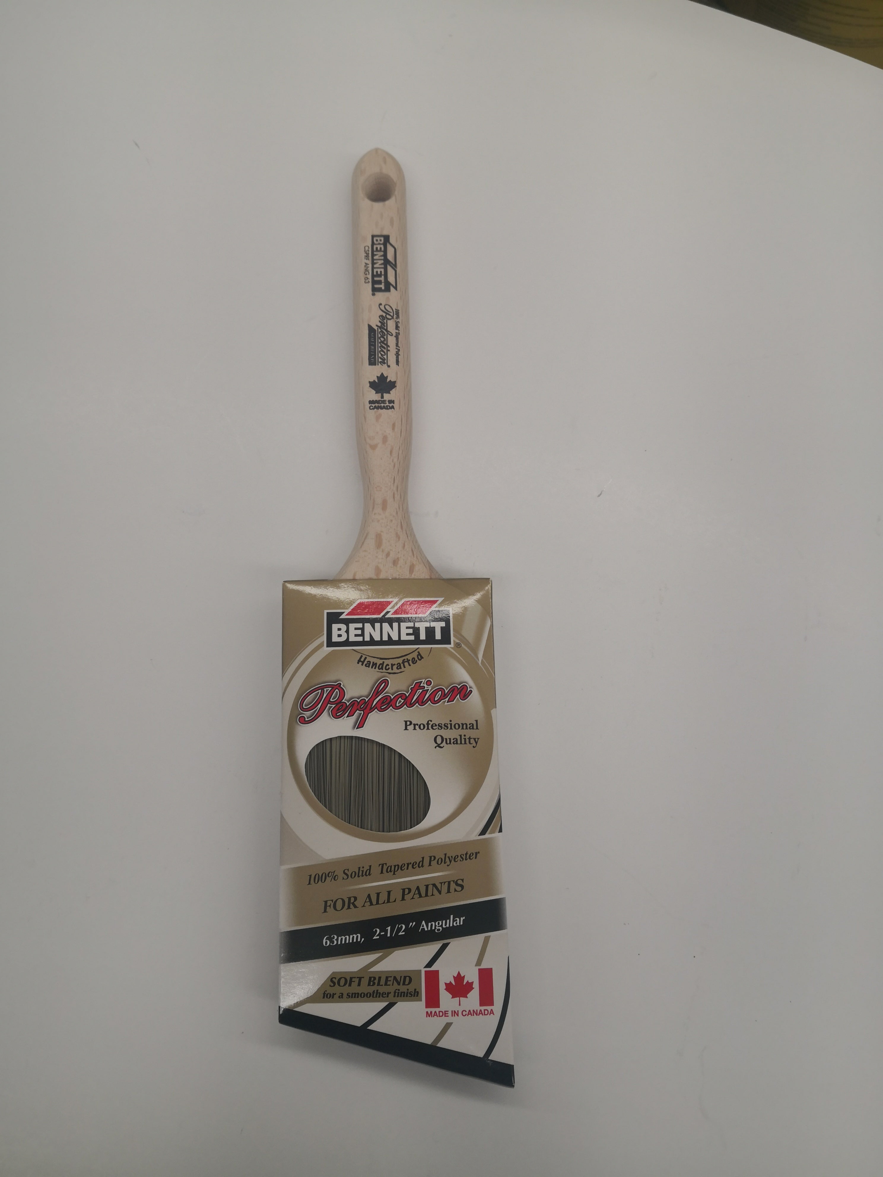 Bennett Perfection Soft Blend 100% Solid Tapered Polyester Brush