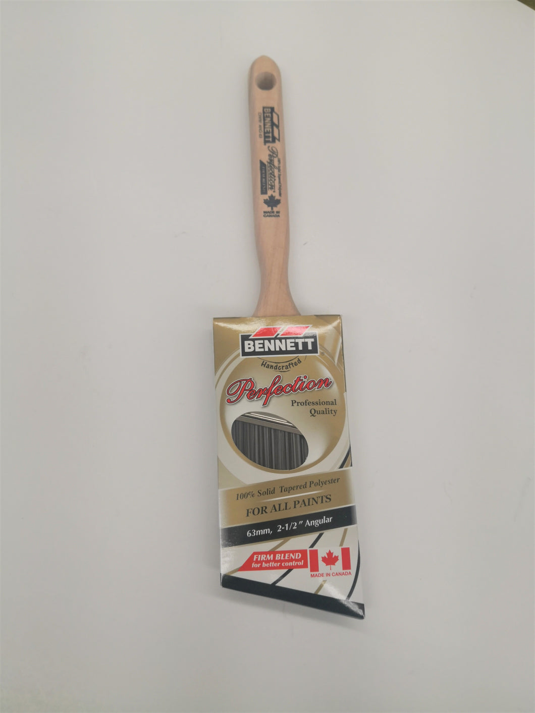 Bennett Perfection Firm Blend 100% Solid Tapered Polyester Brush